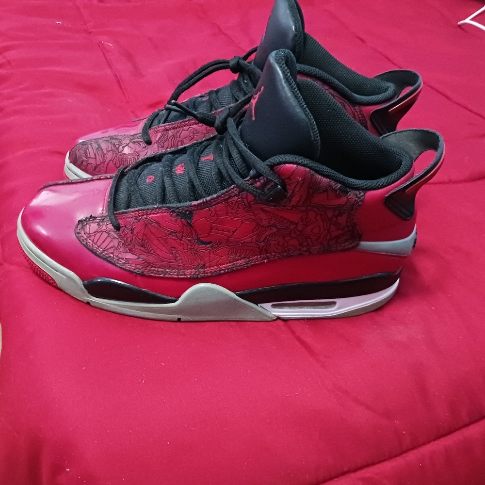 Jordan dubzeros size 10